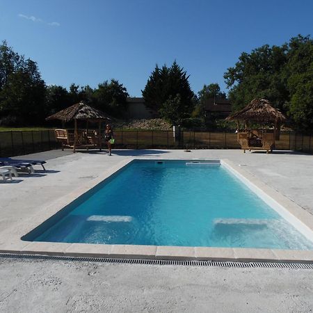 Camping Les Paillotes Payrac Exterior photo