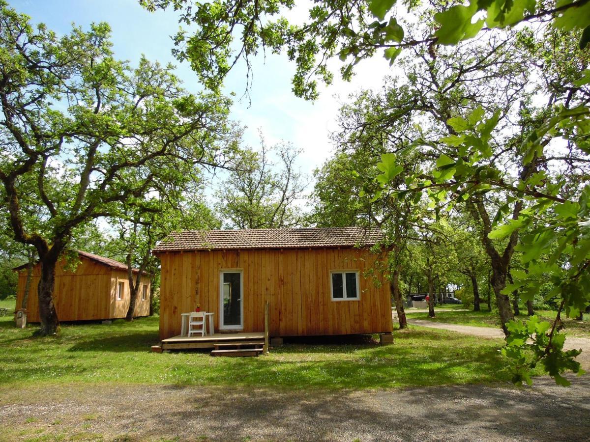 Camping Les Paillotes Payrac Exterior photo