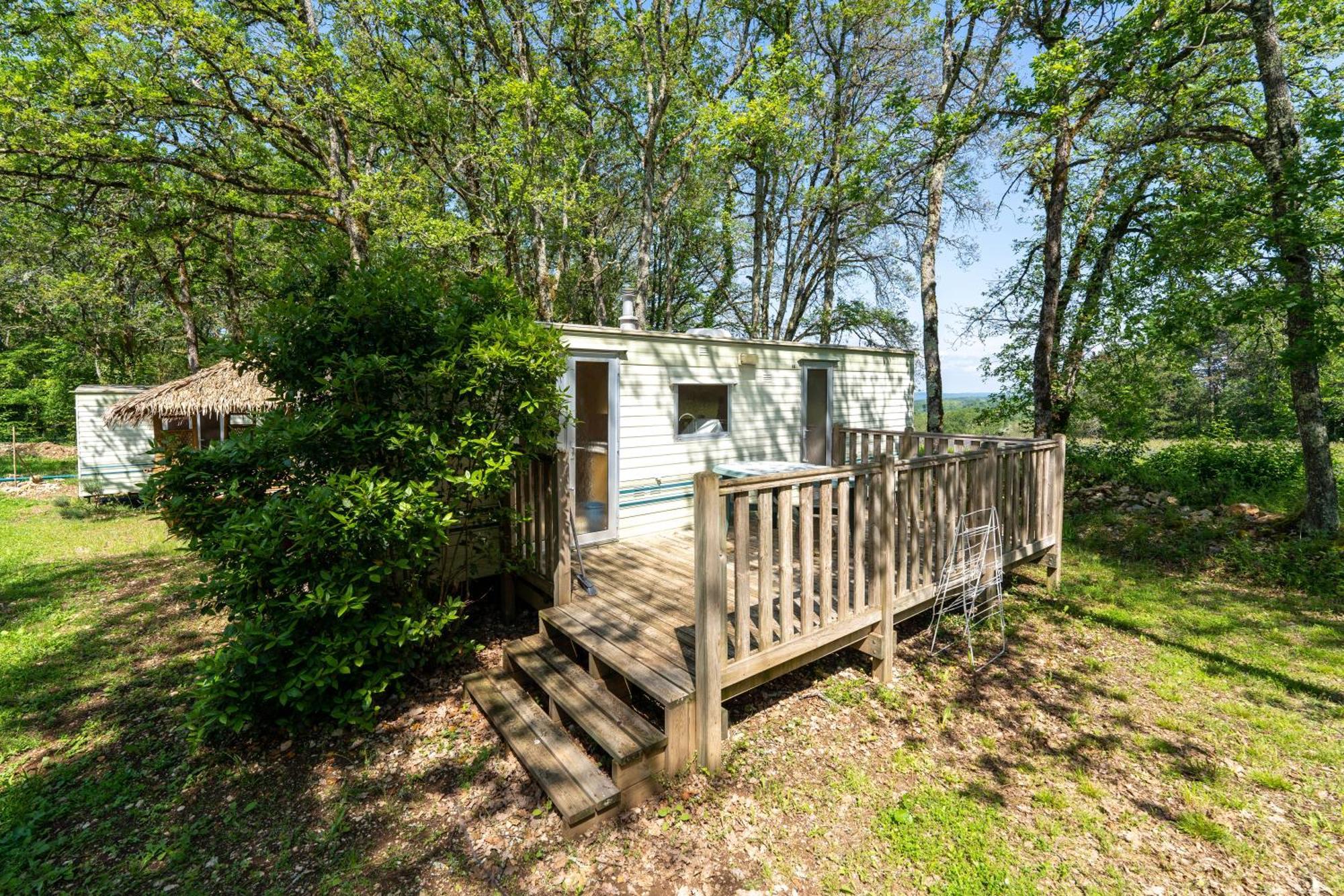 Camping Les Paillotes Payrac Exterior photo